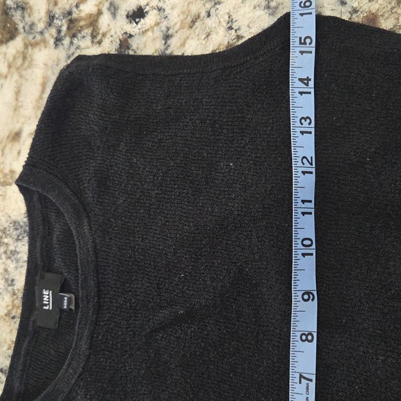 Line Knit Knotted Tank - Picture 4 of 6